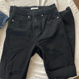 good american good legs size 4/27 distressed black skinny jeans